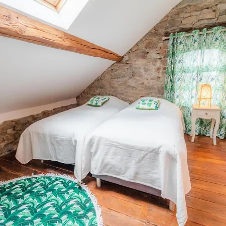 Holiday home Near Coo Waterfalls With Jacuzzi Stoumont